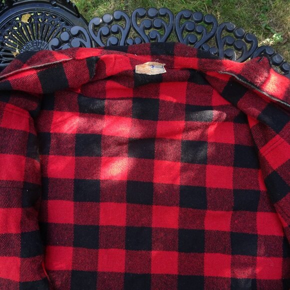 Vintage Made in Canada Humphrey Lumber Jacket - Picture 4 of 9